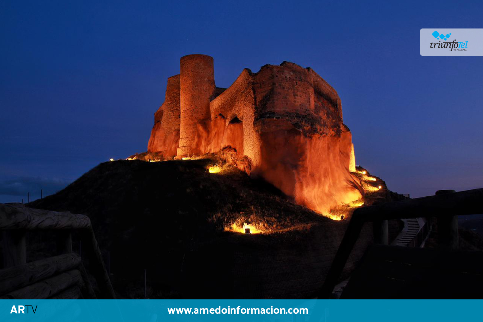 Castillo de Arnedo iluminado