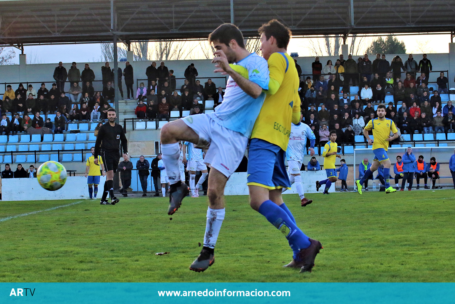 Partido de fútbol entre el Club Deportivo Arnedo y el Calasancio
